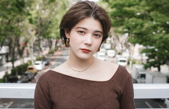 表参道の美容室でケアブリーチをしたい方はi+toeまで